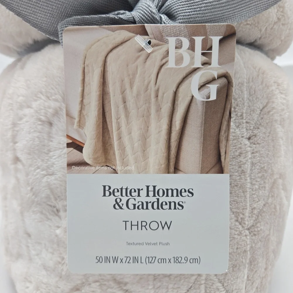 Better Homes‎ and Gardens Throw Blanket Beige Textured Plush Minimalist 50x72